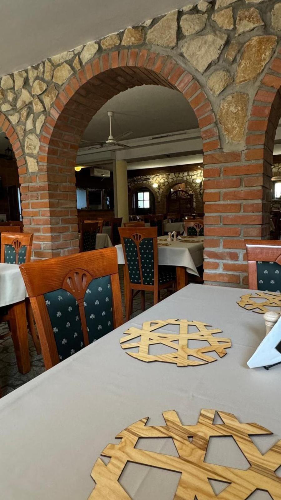 Powidz Lakeside Hotel & Restaurant Zewnętrze zdjęcie